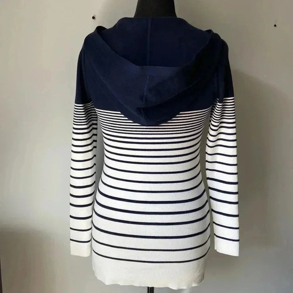 Tommy  Hilfiger| Hooded Long Sleeve - Picture 3 of 6